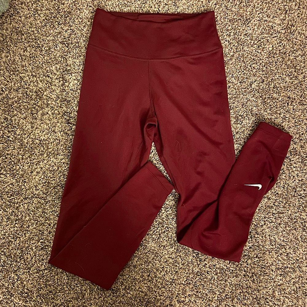 Nike high rise maroon leggings